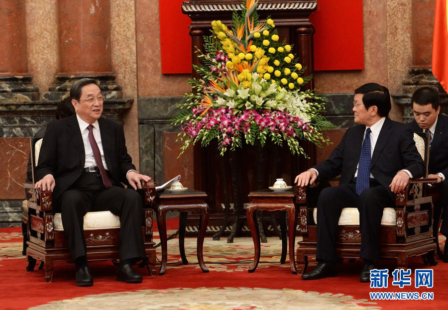 12月25日至27日，中共中央政治局常委、全國政協(xié)主席俞正聲對越南進行正式訪問。這是12月26日，俞正聲在河內(nèi)會見越南國家主席張晉創(chuàng)。 新華社記者劉建生攝