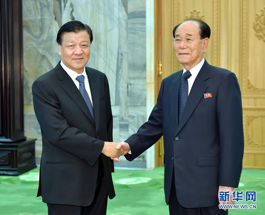 10月10日，正在朝鮮訪問的中共中央政治局常委、中央書記處書記劉云山在平壤會見朝鮮勞動黨中央政治局常委、最高人民會議常任委員會委員長金永南。 新華社記者 李濤 攝