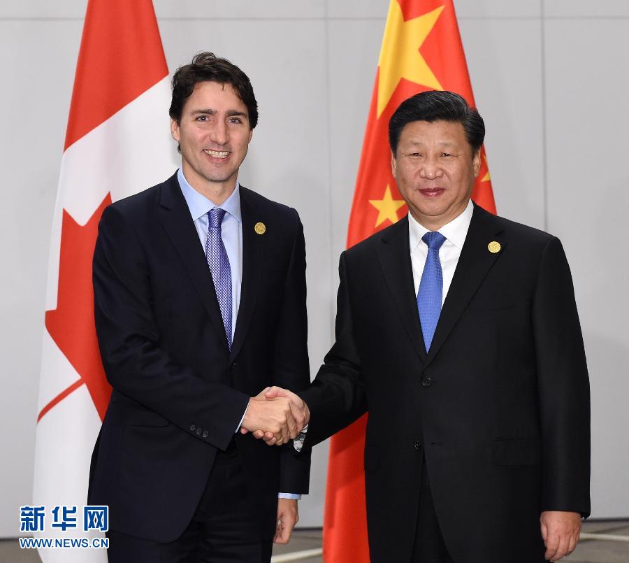 11月16日，國(guó)家主席習(xí)近平在土耳其安塔利亞會(huì)見加拿大總理特魯多。 新華社記者 饒愛民 攝