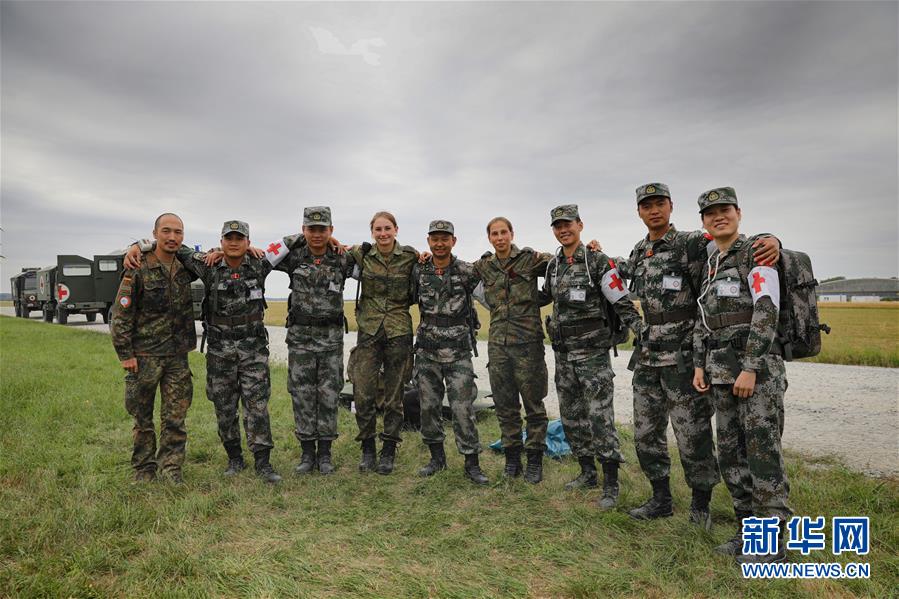 （國(guó)際&middot;圖文互動(dòng)）（1）通訊：海外演訓(xùn)場(chǎng)，走來一群中國(guó)衛(wèi)生士官