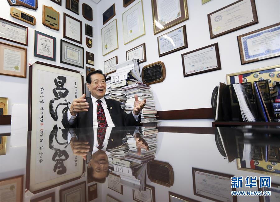 （國際·圖文互動）（3）專訪：“中國共產(chǎn)黨做對了！”——訪美籍華裔刑事鑒識專家李昌鈺
