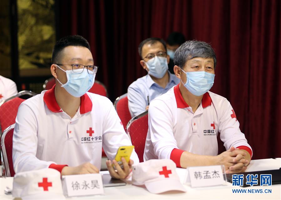 (國際疫情·圖文互動(dòng))(7)通訊:經(jīng)驗(yàn)豐富裝備精良 中國專家組在伊拉克助力抗疫