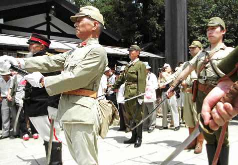 日本的未來正在被右翼綁架？